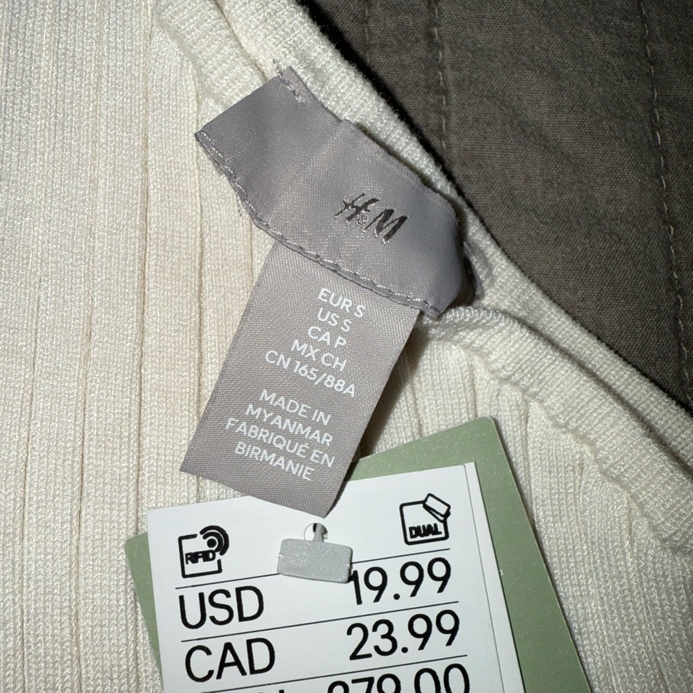 H&M Off-White Ribbed Top - Picture 2 of 3